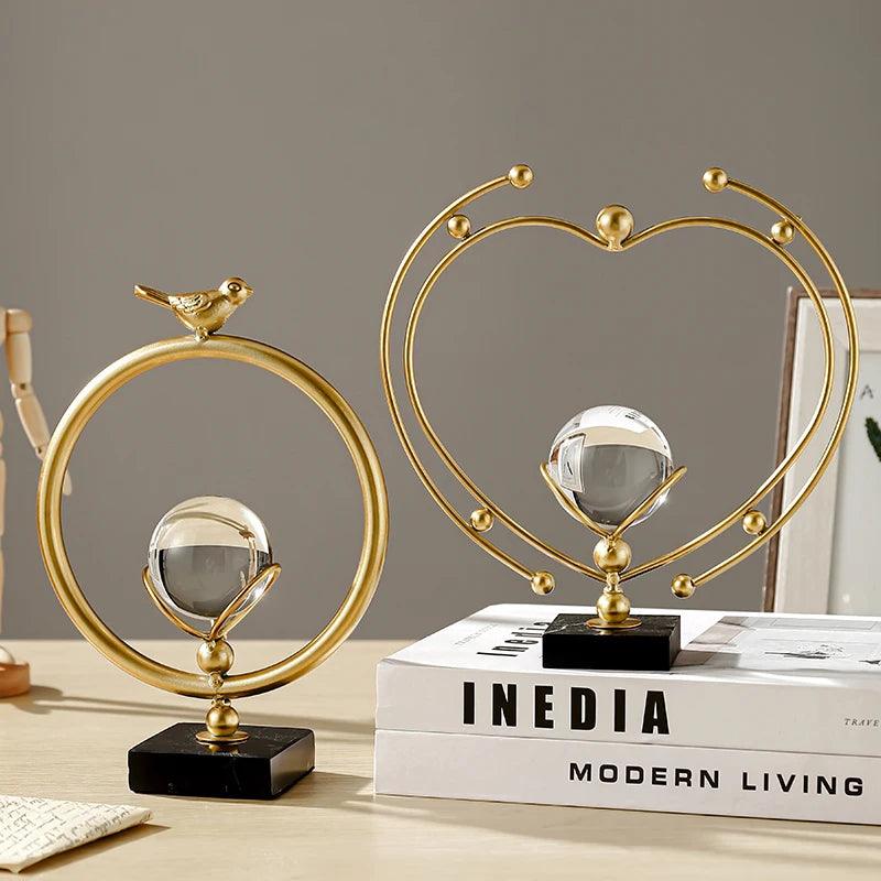 Decoração Ornamento de Metal Luxuoso com Bola de Cristal Estilo Nórdico Lenogue